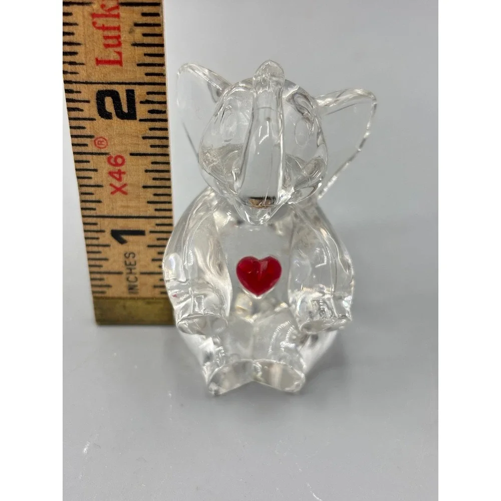 Vintage Crystal Hearts Collection Elephant Figurine Red Heart Clear Acrylic‎